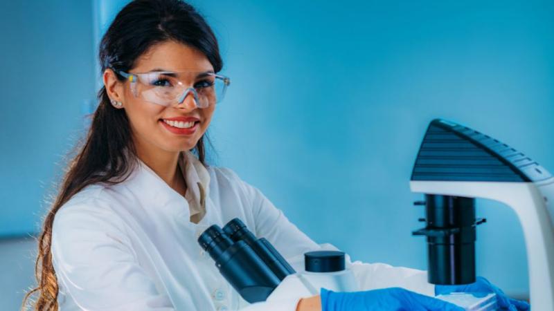 female chemistry student